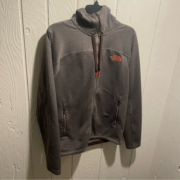 North Face Men’s Lightweight Full Zip Hoodie - Picture 5 of 6